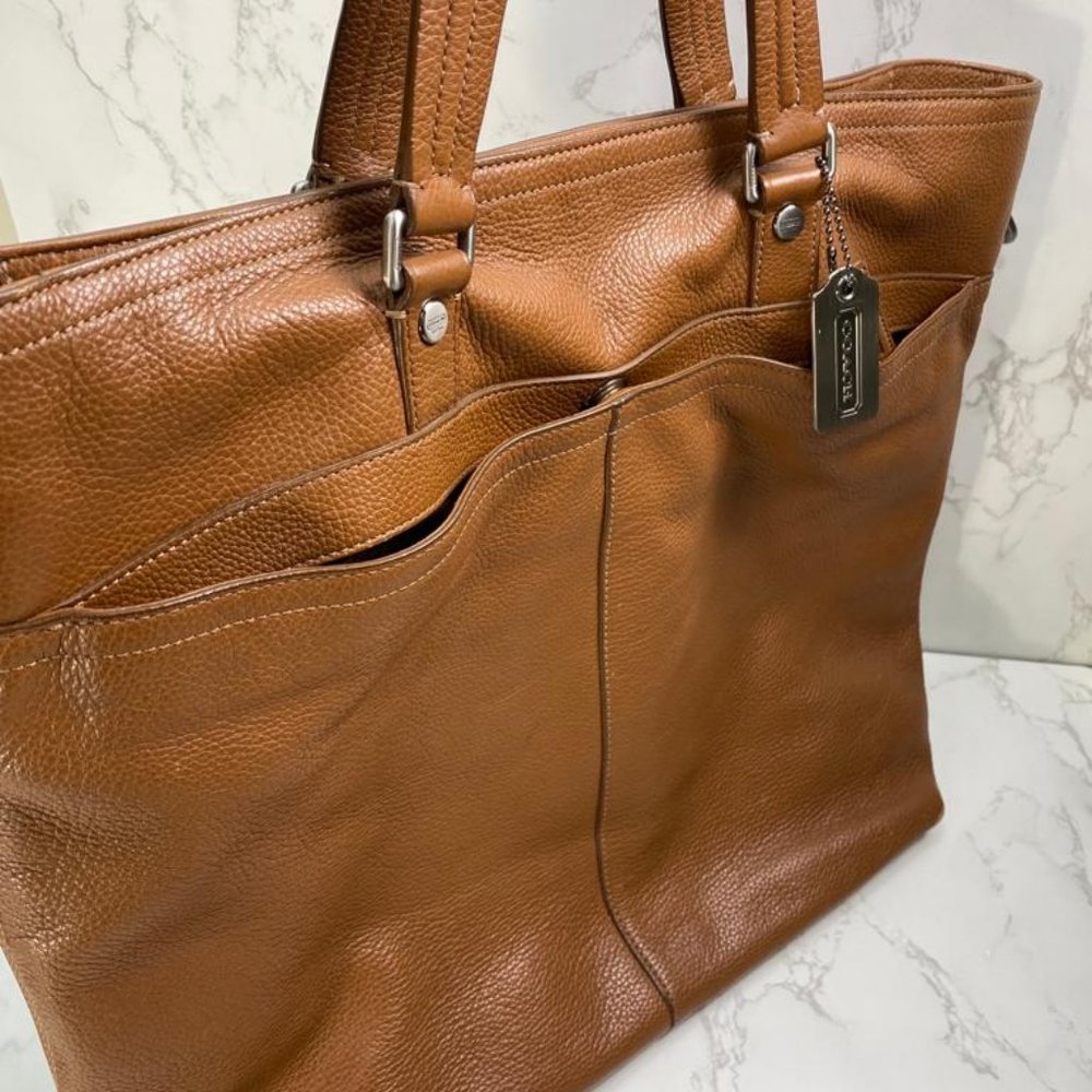 Coach Brown Leather Shoulder Bag - Picture 3 of 10